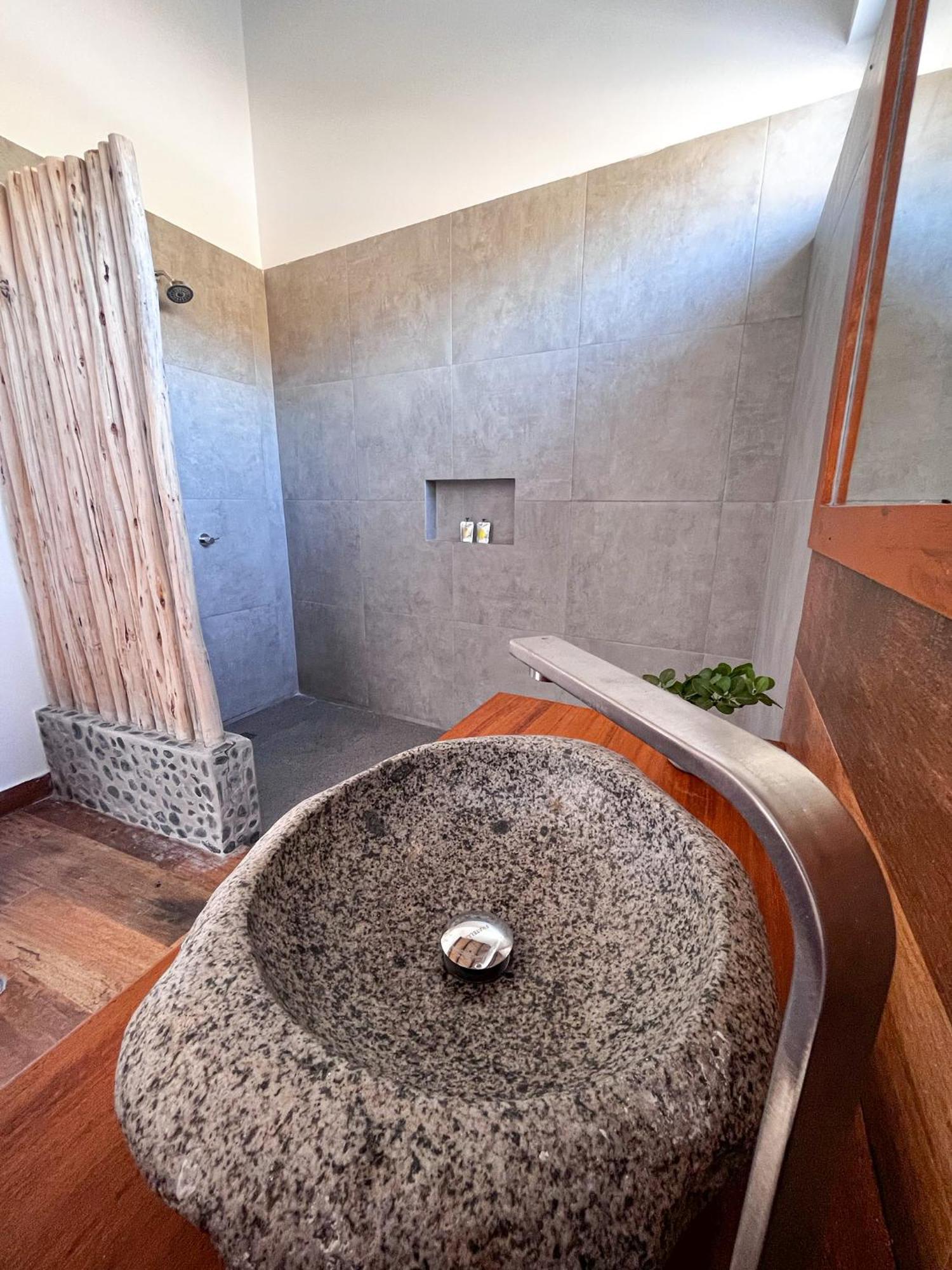 Diem Vichayito Beachfront Eco-Luxury Exterior foto